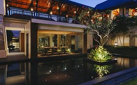 Crimson Resort And Spa - Mactan Island, Cebu